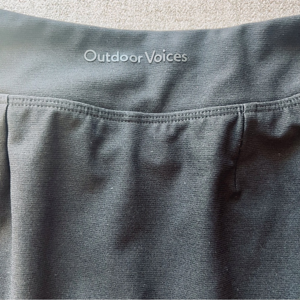 Outdoor Voices Warmup Skort - Picture 4 of 6